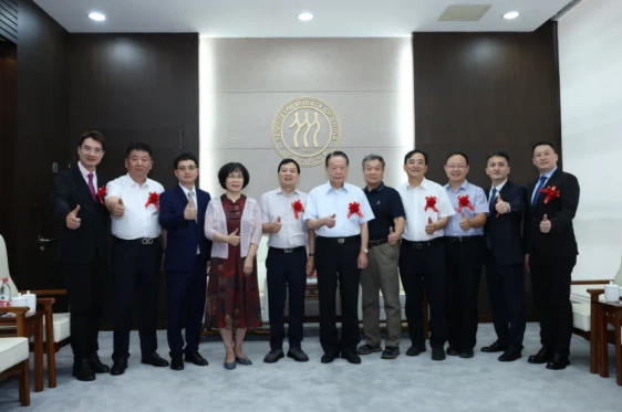 news-562-373 news-562-373